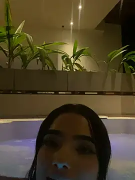 Megan Rose1999 online show from April 19, 2026, 5:07 am