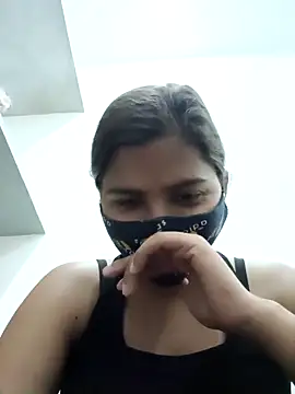 Snapshot of heena-3678 chatting on March 12, 2025, 6:40 am heena-3678 online show from March 12, 2025, 6:40 am