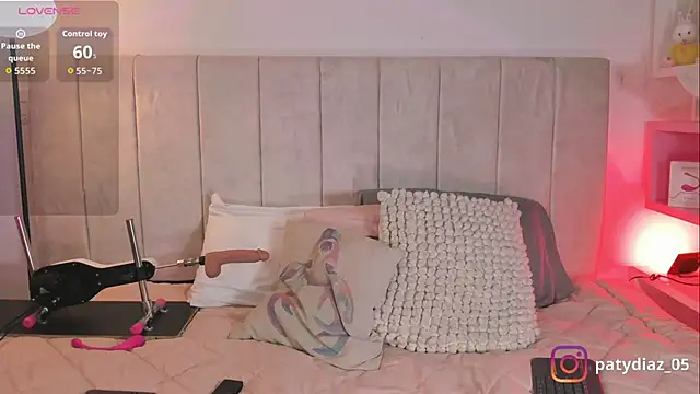 Snapshot of MiiaParker6972 chatting on November 9, 2025, 9:46 pm MiiaParker6972 online show from November 9, 2025, 9:46 pm