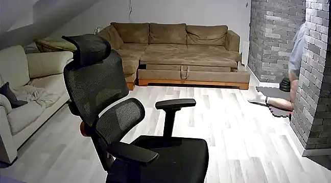 gryzoon online show from March 23, 2025, 12:04 am