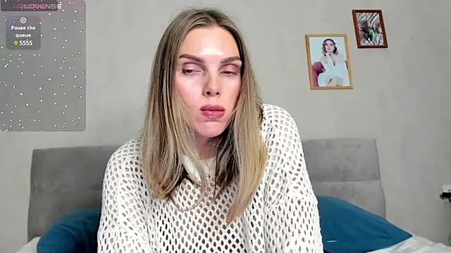 Snapshot of SunnyX_GirlX chatting on March 5, 2025, 2:14 am SunnyX GirlX online show from March 5, 2025, 2:14 am