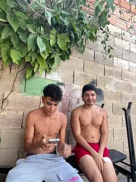 Snapshot of twinks_28 chatting on February 13, 2026, 6:48 pm twinks 28 online show from February 13, 2026, 6:48 pm