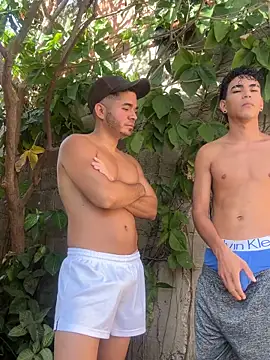 twinks 28 online show from May 28, 2026, 12:02 pm