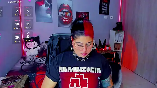 Veronika metal online show from October 20, 2025, 7:53 am