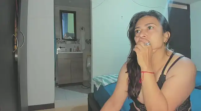 roxanasexy2025 online show from March 10, 2025, 11:53 am