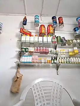 roxanasexy2025 online show from January 18, 2026, 3:05 pm