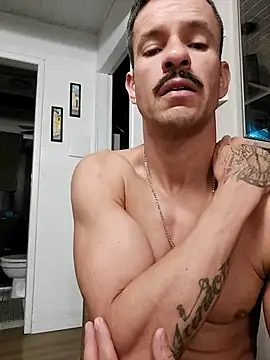 juniortche1313 online show from December 4, 2025, 10:51 pm