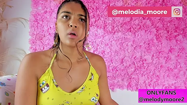 Melodymoore  online show from October 12, 2025, 10:09 pm