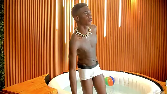 noah johes online show from March 5, 2025, 8:21 am