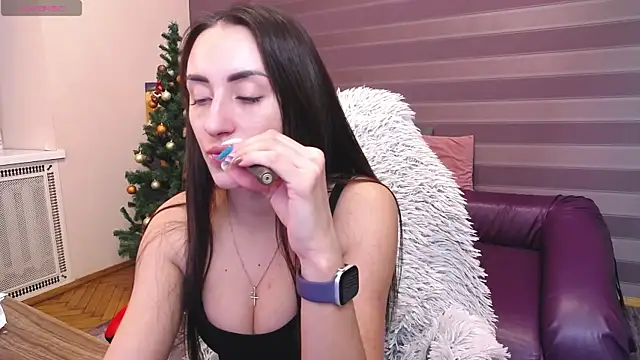 JenniferStone online show from January 6, 2026, 11:47 am