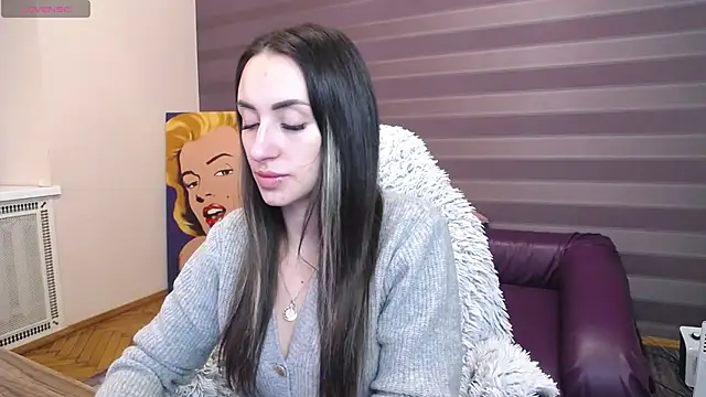 JenniferStone online show from February 19, 2026, 9:16 am