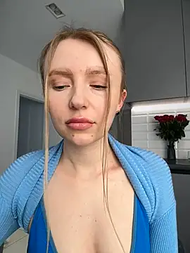 EvaBrooklyn online show from March 10, 2025, 1:43 pm