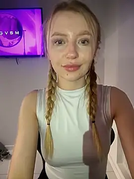 EvaBrooklyn online show from March 14, 2025, 5:46 pm