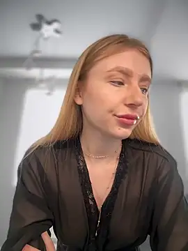 EvaBrooklyn online show from March 23, 2025, 7:42 am