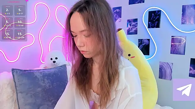 Snapshot of Dreamy_Polly chatting on March 11, 2025, 7:36 pm Dreamy Polly online show from March 11, 2025, 7:36 pm