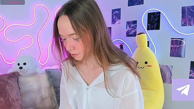 Snapshot of Dreamy_Polly chatting on March 16, 2025, 7:06 pm Dreamy Polly online show from March 16, 2025, 7:06 pm