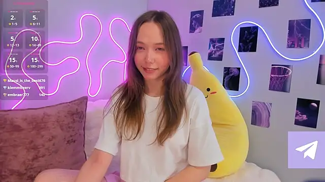 Snapshot of Dreamy_Polly chatting on March 20, 2025, 10:07 pm Dreamy Polly online show from March 20, 2025, 10:07 pm