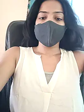 CRAZY  BITE online show from May 31, 2026, 10:33 am