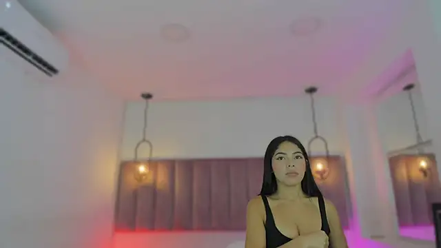 Haily b online show from December 5, 2025, 7:43 pm