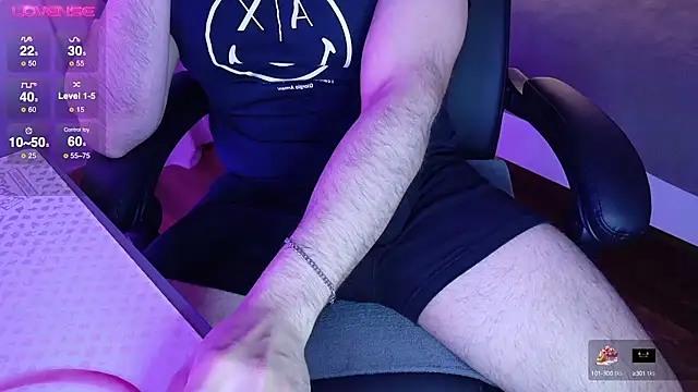 maxteo69 online show from March 15, 2025, 8:32 pm