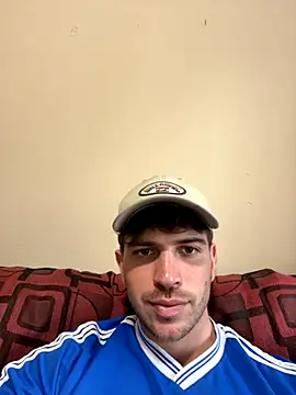 Snapshot of shuki0101 chatting on November 2, 2025, 9:39 pm shuki0101 online show from November 2, 2025, 9:39 pm