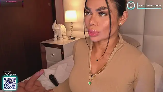 Amylewisq online show from September 13, 2025, 10:53 pm