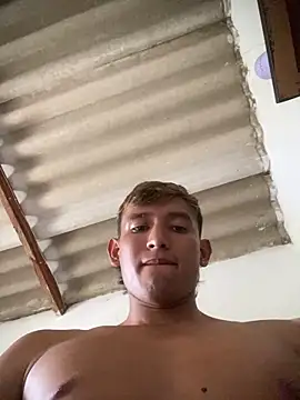 Babyalienqm online show from February 6, 2026, 7:06 pm