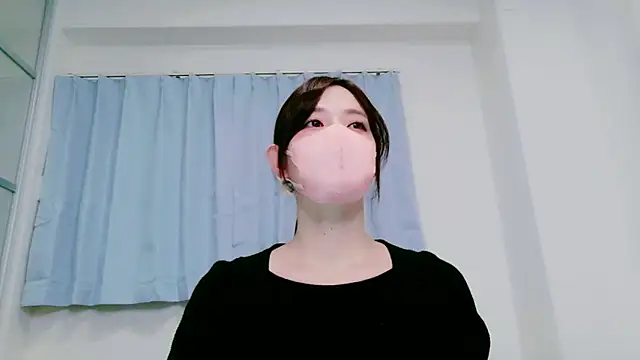 Snapshot of NANA_7 chatting on May 5, 2026, 12:35 pm NANA 7 online show from May 5, 2026, 12:35 pm