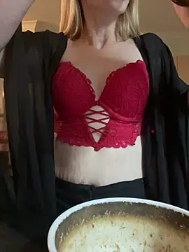 1Zoey101 online show from April 10, 2026, 10:31 am