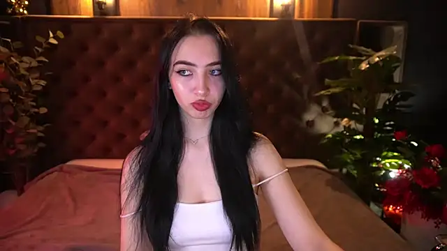 WildKittenX  online show from March 10, 2026, 6:40 am