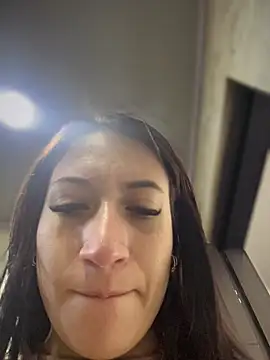 Mila LS online show from December 22, 2025, 1:08 pm