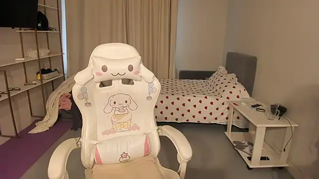 ka00ru chan online show from January 15, 2026, 8:19 am