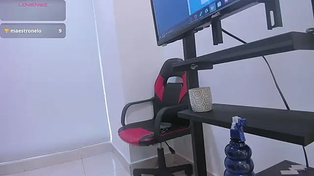 Bonniie 22 online show from March 20, 2025, 7:25 pm