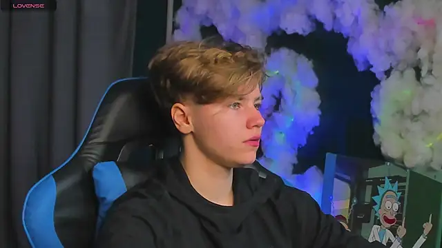 Jean Wilsons online show from October 13, 2025, 11:21 am