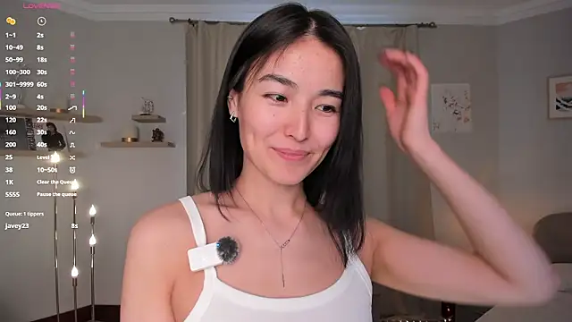 Snapshot of RanelDiva chatting on February 12, 2026, 8:42 am RanelDiva online show from February 12, 2026, 8:42 am