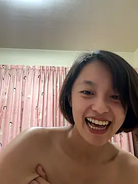 ladypaggy online show from March 1, 2026, 6:21 pm