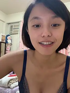 ladypaggy online show from April 14, 2026, 3:29 pm