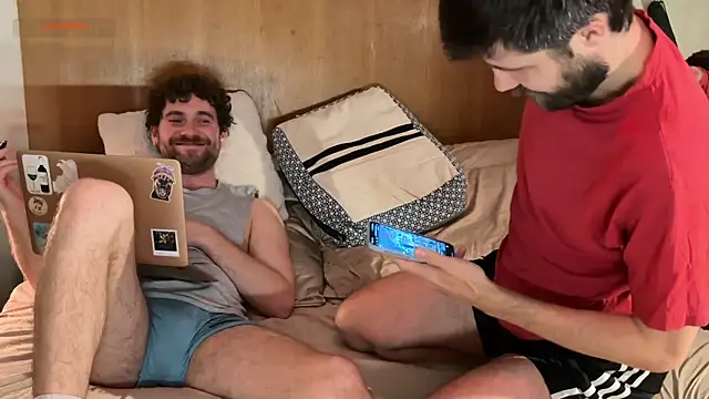 Snapshot of GunnarReed chatting on September 26, 2025, 9:30 pm GunnarReed online show from September 26, 2025, 9:30 pm