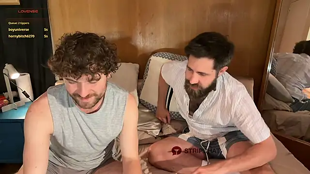 Snapshot of GunnarReed chatting on October 26, 2025, 10:25 pm GunnarReed online show from October 26, 2025, 10:25 pm