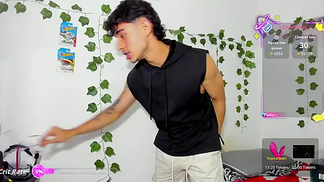 Snapshot of Noah_milleer chatting on January 18, 2026, 12:36 am Noah milleer online show from January 18, 2026, 12:36 am