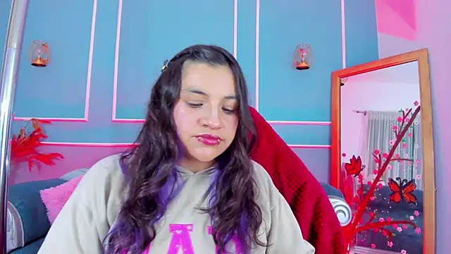 Snapshot of TaraTaylorr chatting on February 28, 2026, 9:16 pm TaraTaylorr online show from February 28, 2026, 9:16 pm