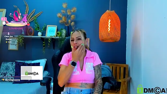 yessila parker online show from November 28, 2025, 2:25 am