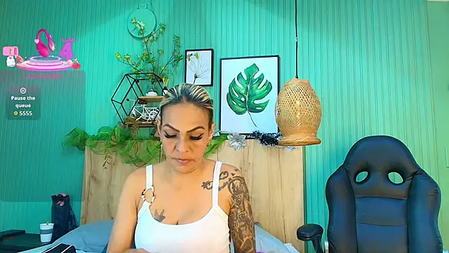 yessila parker online show from December 20, 2025, 4:58 pm