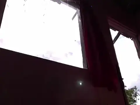 Ladyzee25 online show from March 22, 2026, 1:47 pm