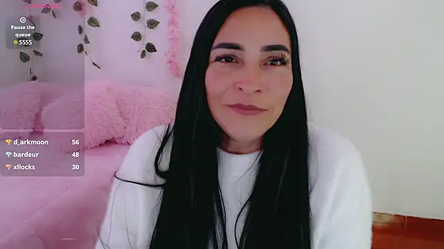 Snapshot of luna_lgomez_ chatting on March 4, 2025, 1:06 pm luna lgomez online show from March 4, 2025, 1:06 pm