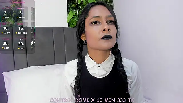 Fernanda liie  online show from October 23, 2025, 12:48 pm