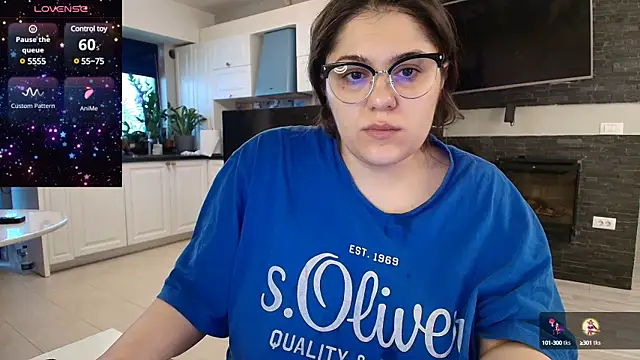 Layla- online show from February 5, 2025, 9:04 am