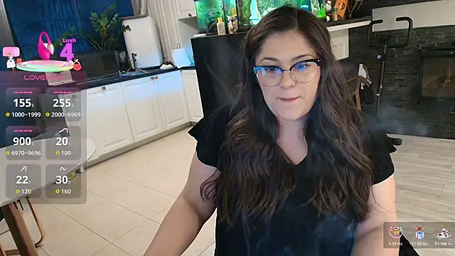 Layla- online show from March 29, 2026, 10:21 pm