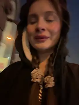 melicious  online show from March 18, 2025, 4:59 pm