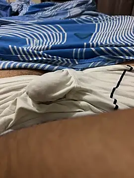 Snapshot of yeezy2819 chatting on March 12, 2025, 5:13 am yeezy2819 online show from March 12, 2025, 5:13 am